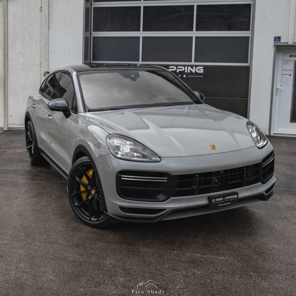 Porsche Cayenne Turbo GT gris. Céramique et film PPF